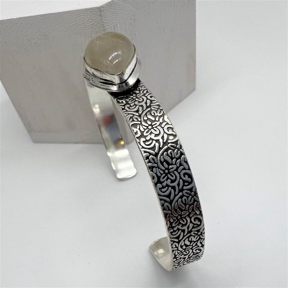 Golden Rutile Genuine Quartz Pear Tear Cut Cuff Sterling Silver Bracelet NWOT - Picture 3 of 10